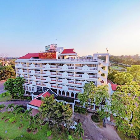 Phuphanplace Hotel Ban Phang Khwang Tai Buitenkant foto
