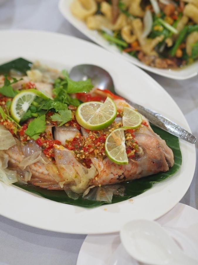 Phuphanplace Hotel Ban Phang Khwang Tai Buitenkant foto